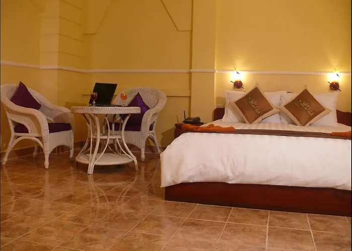 Paris Angkor Boutique 3*
