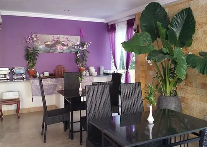 Paris Angkor Boutique Hotel
