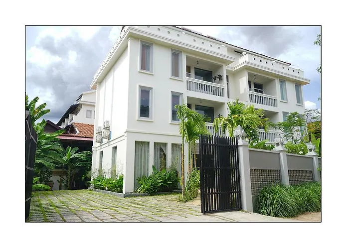 Paris Angkor Boutique 3*